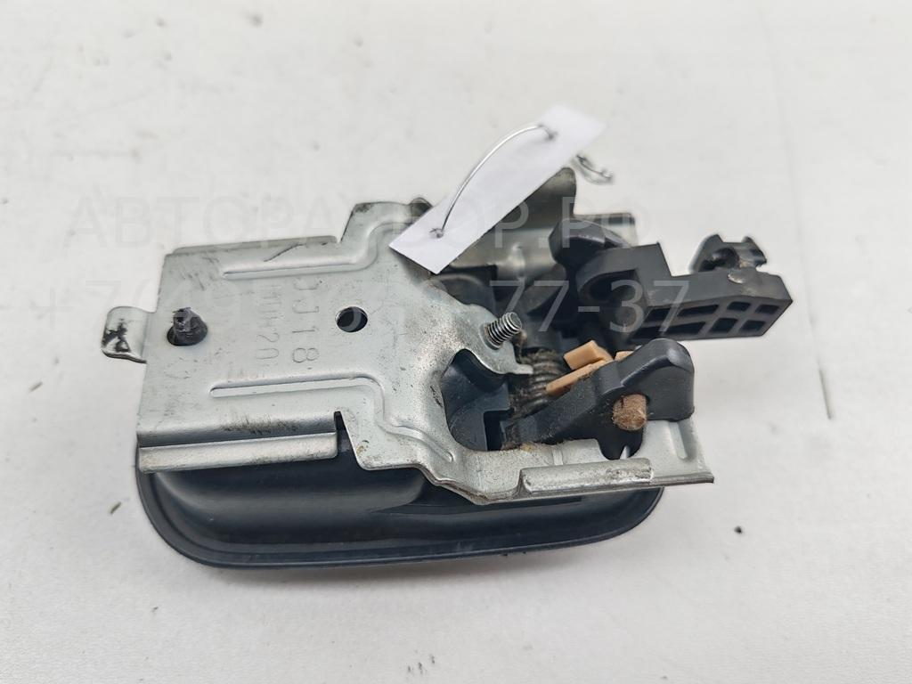 Ручка двери передней внутренняя левая