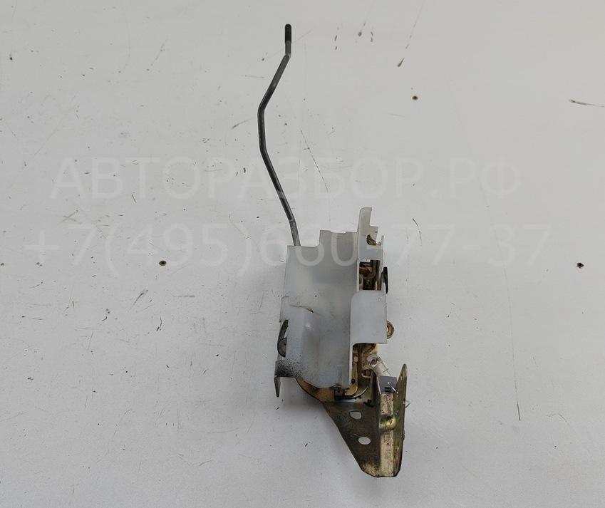 Замок двери передней правой