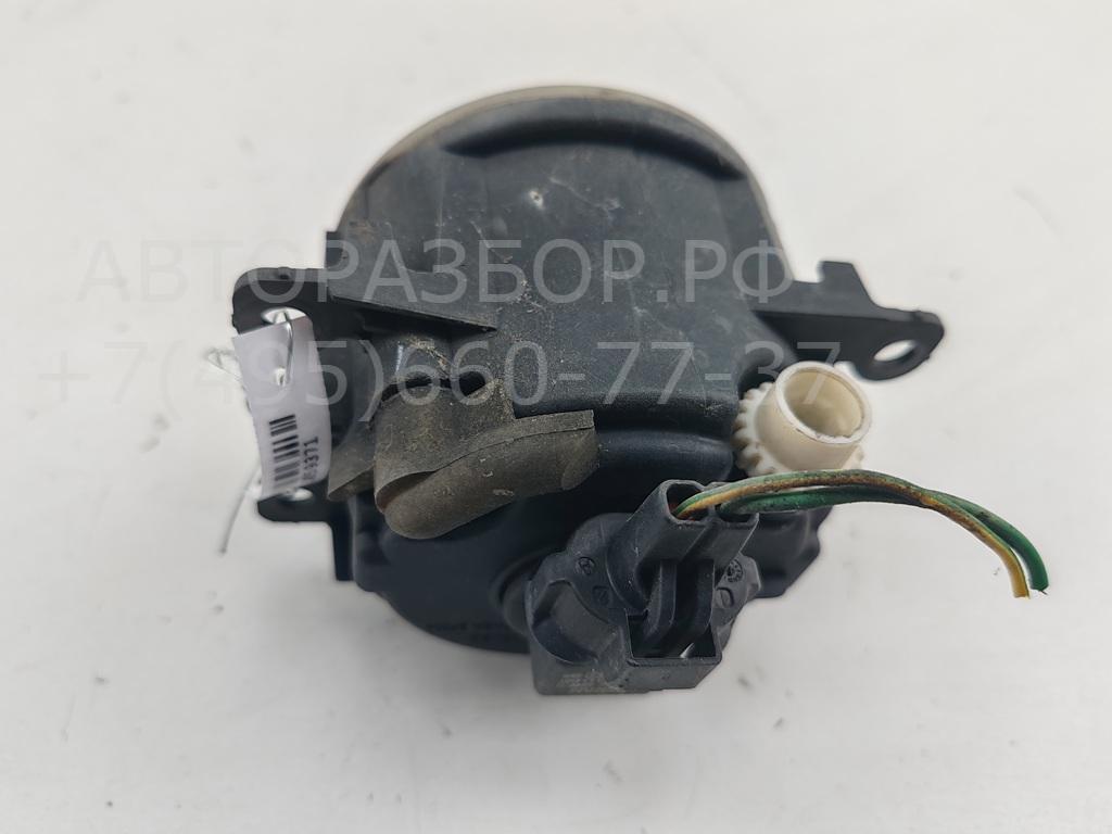 Фара противотуманная правая