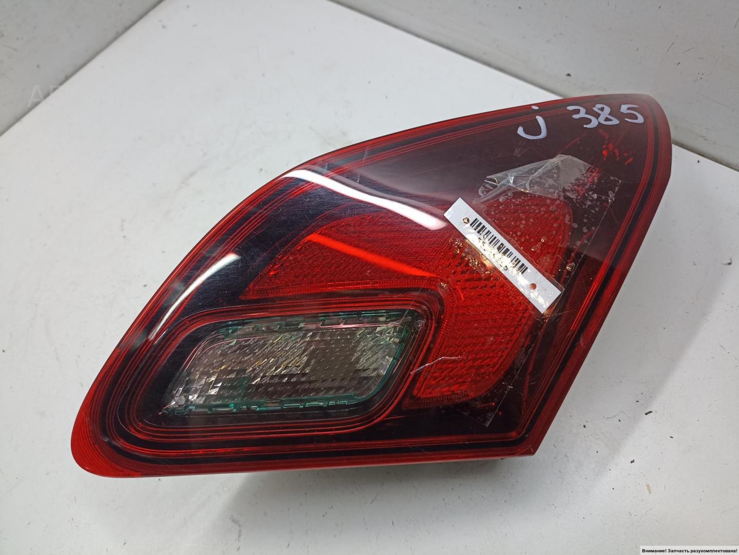 Фонарь задний внутренний правый