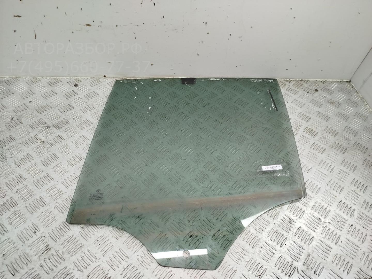 Стекло двери задней левой