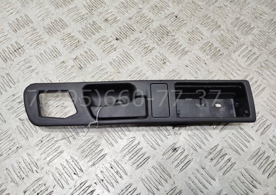 Ручка двери задней внутренняя правая