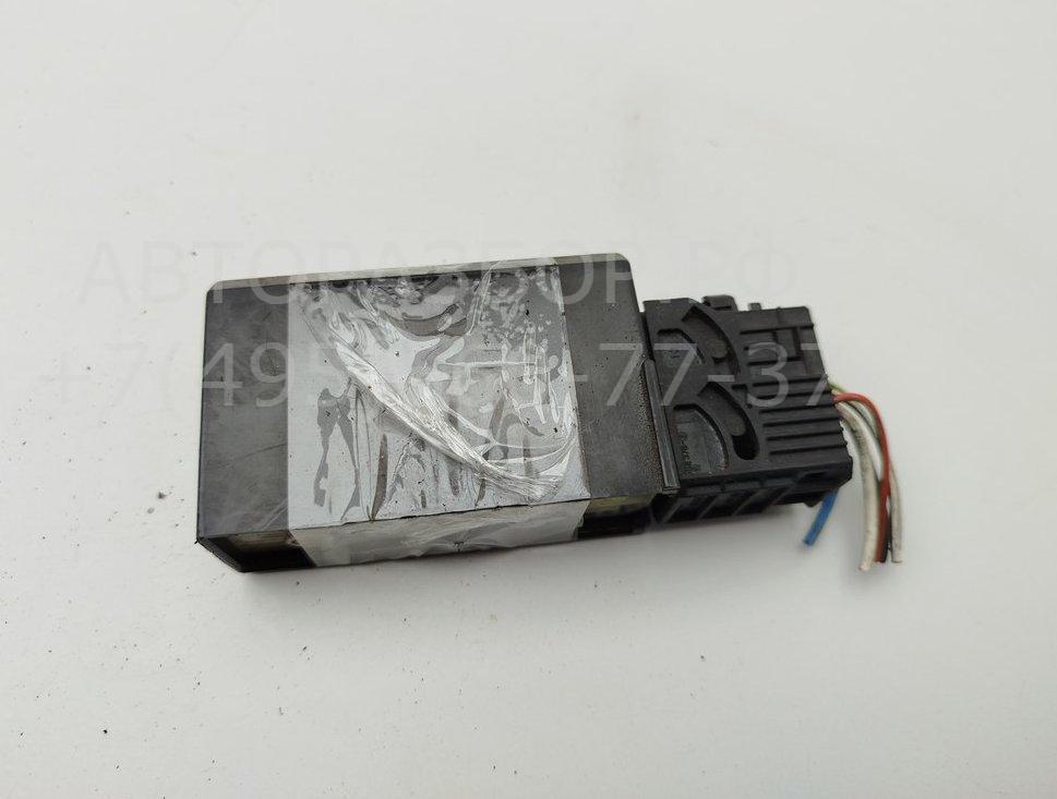 Активатор замка двери