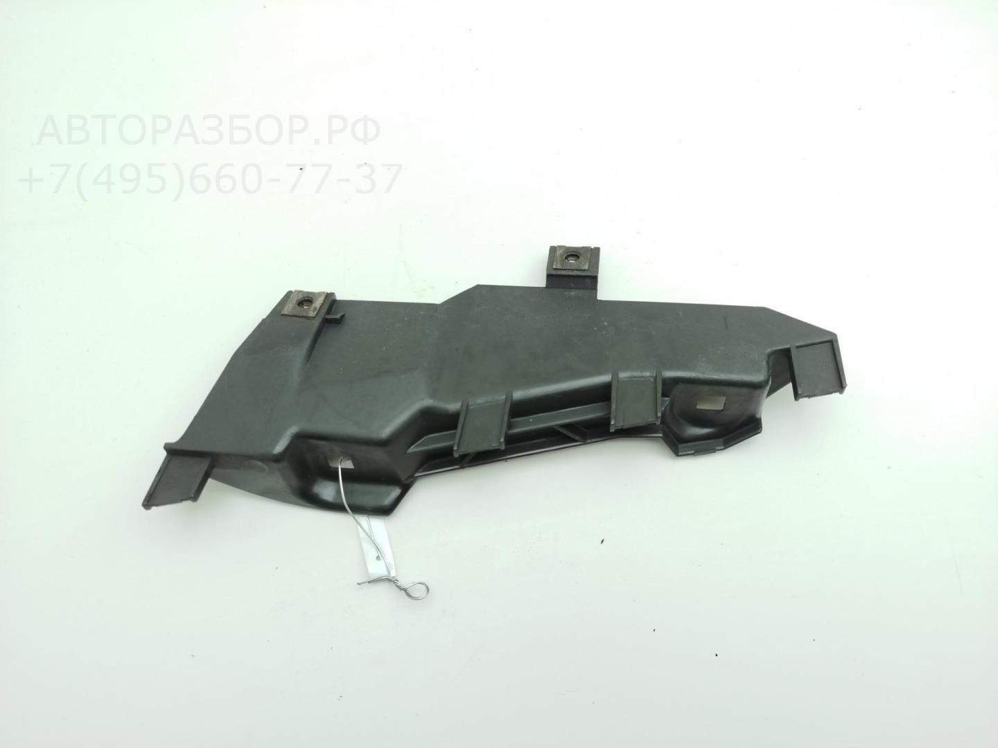 Крепеж фары