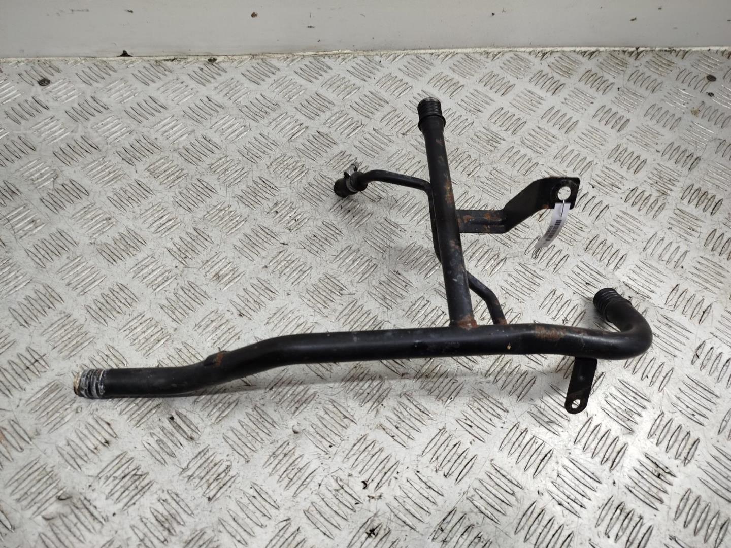 Трубка системы охлаждения