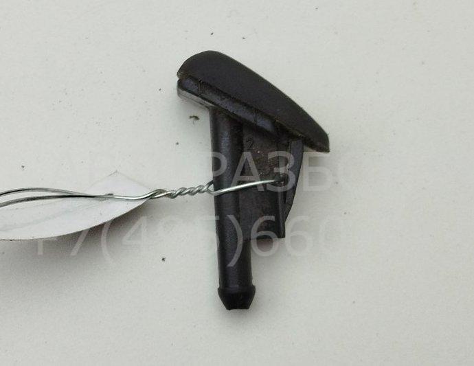 Форсунка омывателя лобового стекла