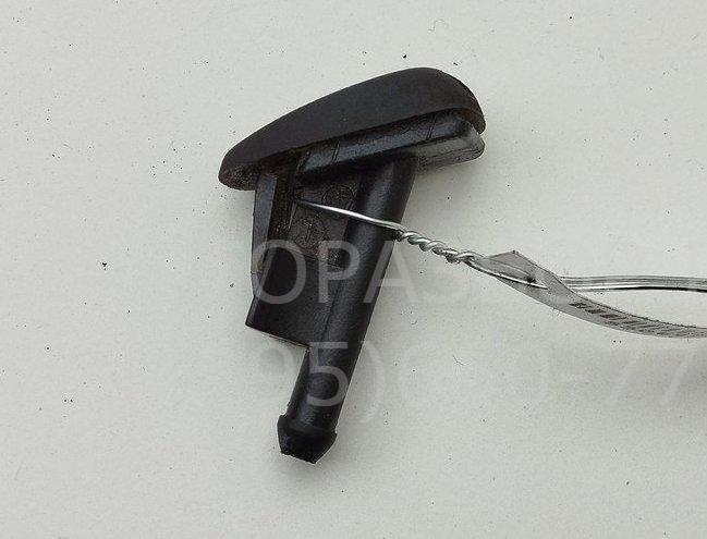 Форсунка омывателя лобового стекла