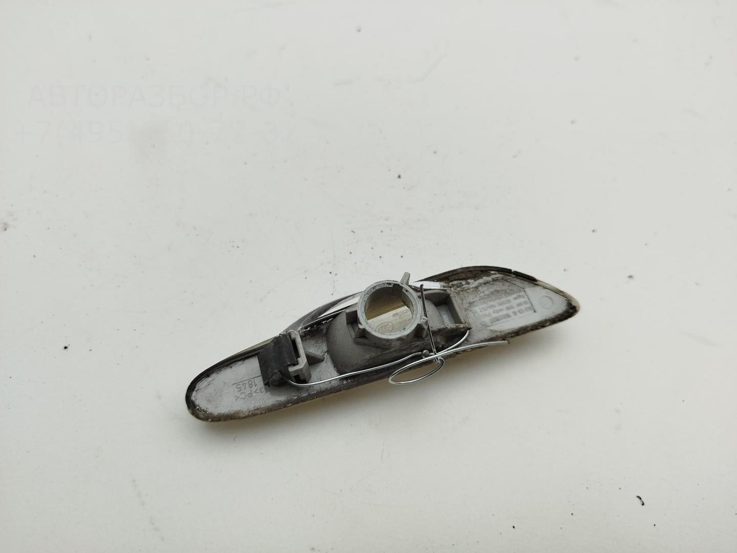 Указатель поворота правый