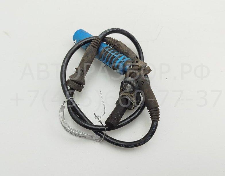 Датчик ABS передний