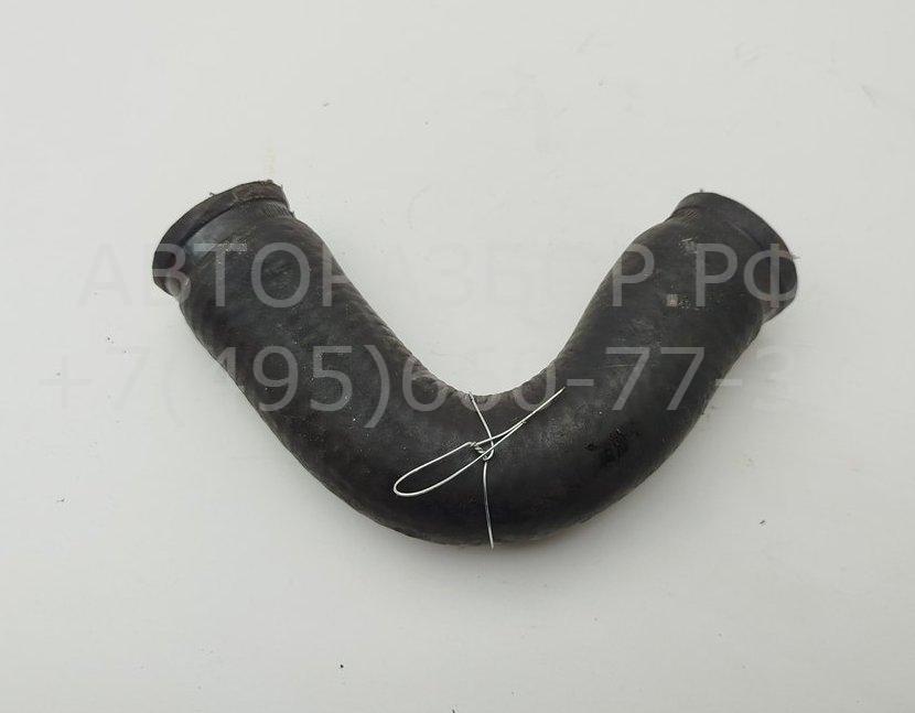 Патрубок радиатора