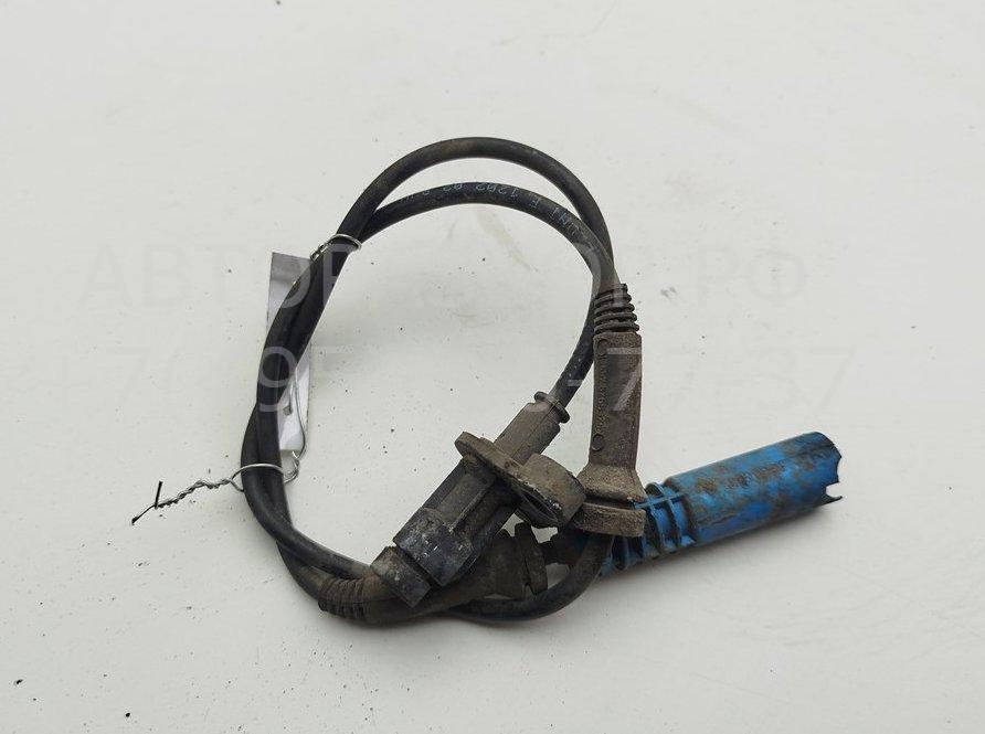 Датчик ABS передний