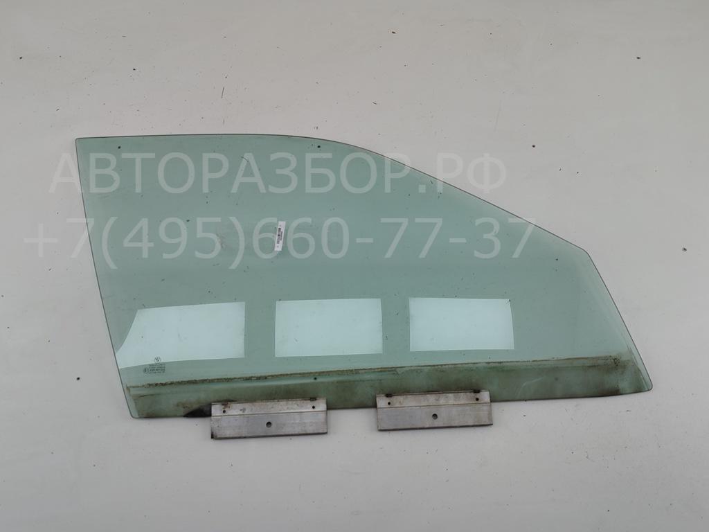 Стекло двери передней правой