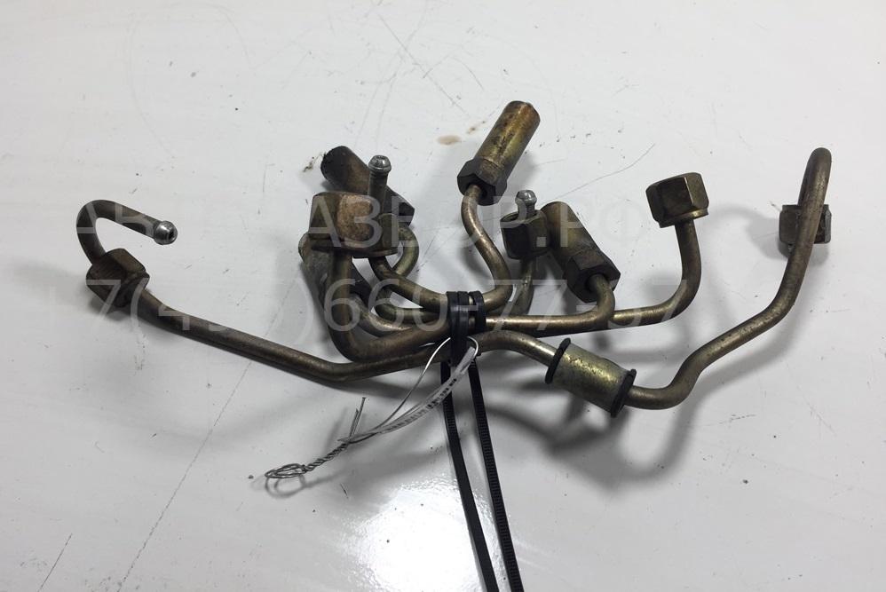 Трубка топливная