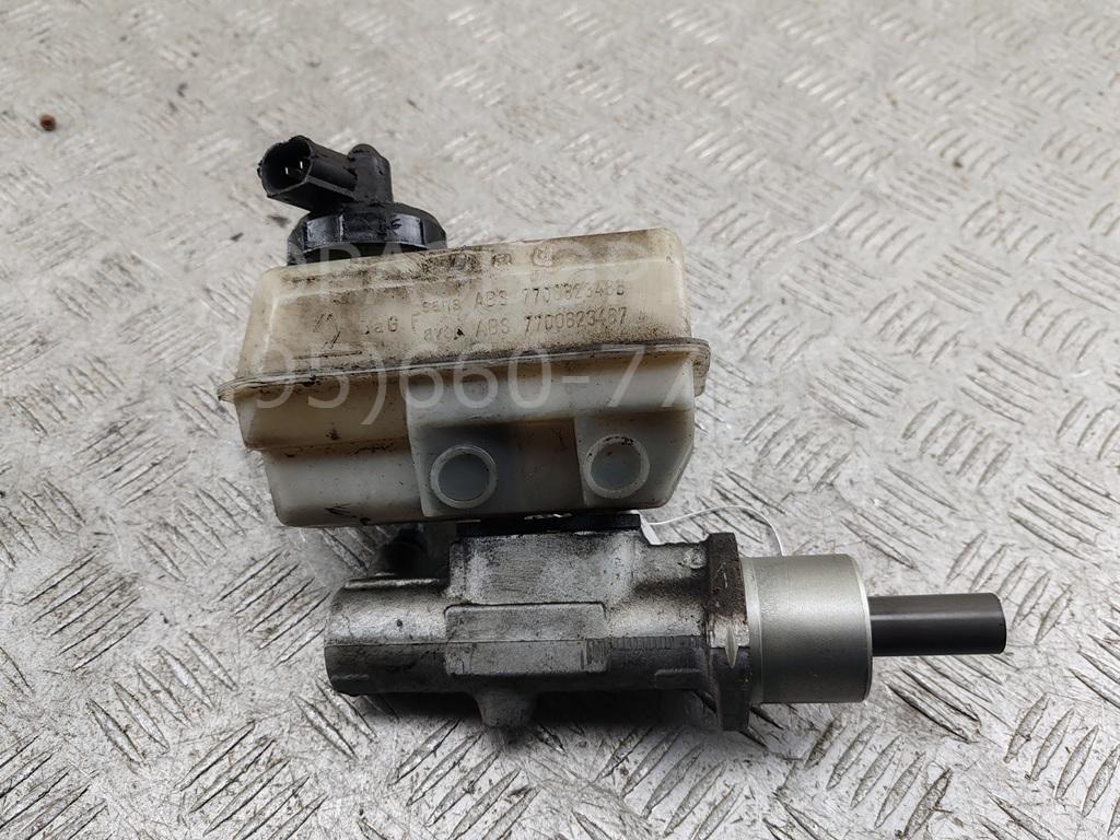 Цилиндр тормозной главный