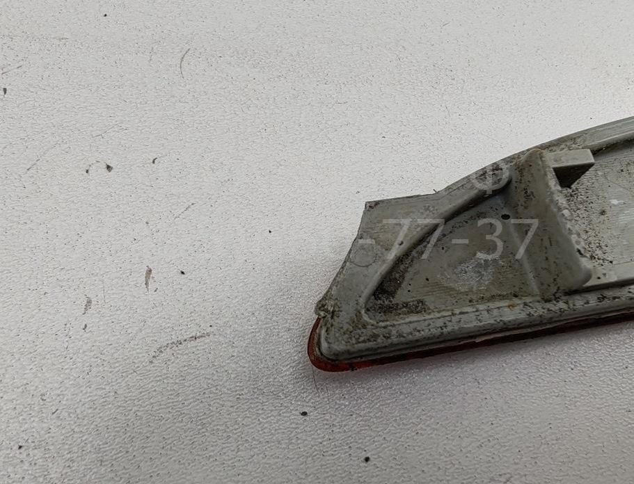 Отражатель в бампер задний левый