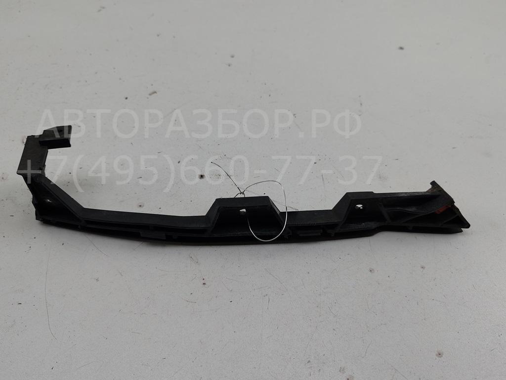 Кронштейн переднего бампера правый