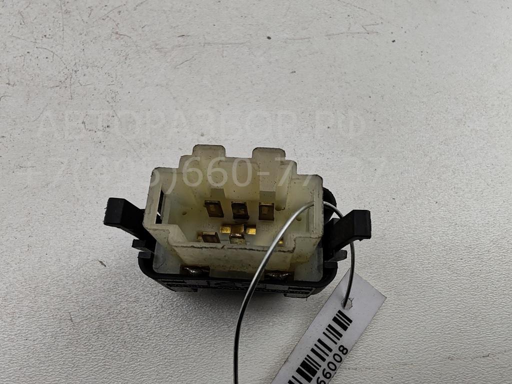 Кнопка стеклоподъемника