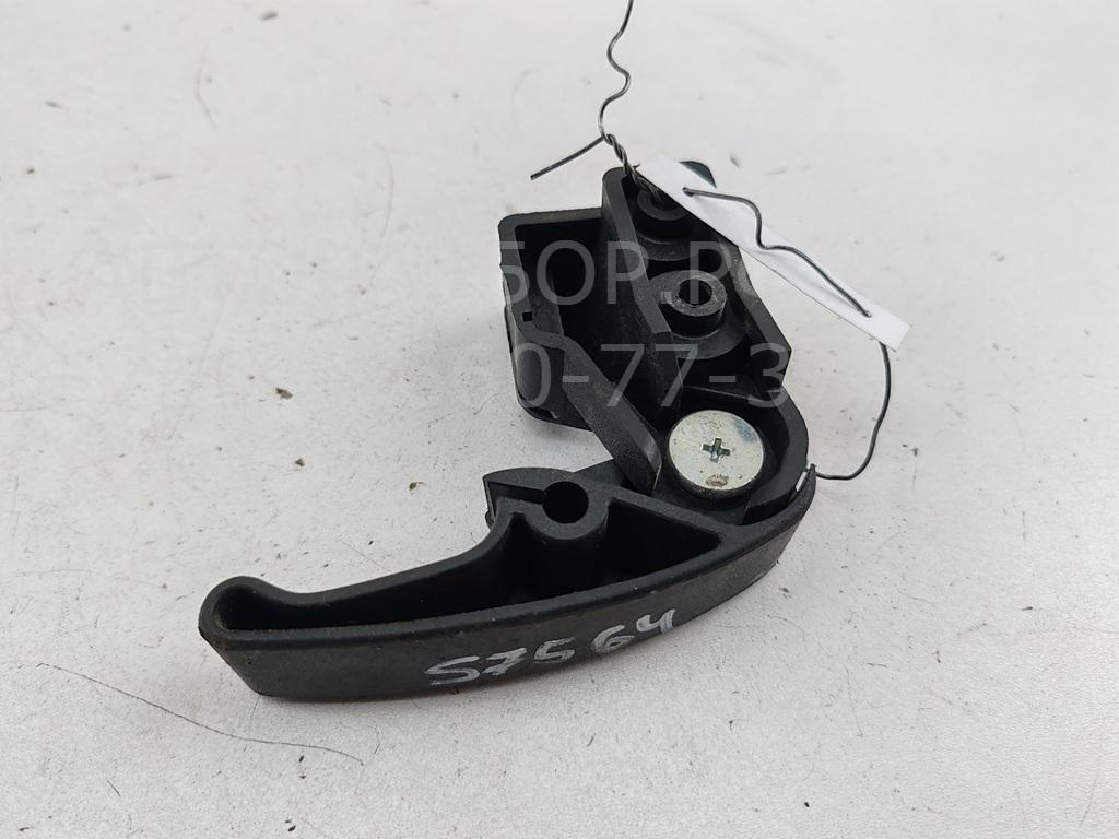 Ручка открывания капота