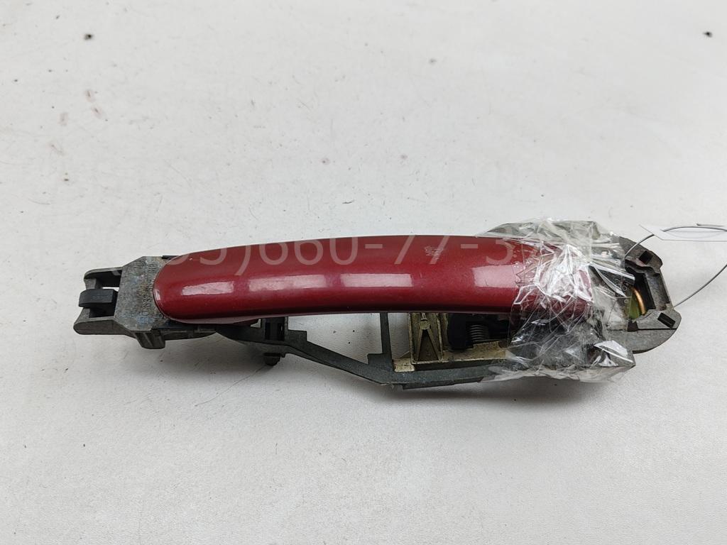 Ручка двери передней наружная правая