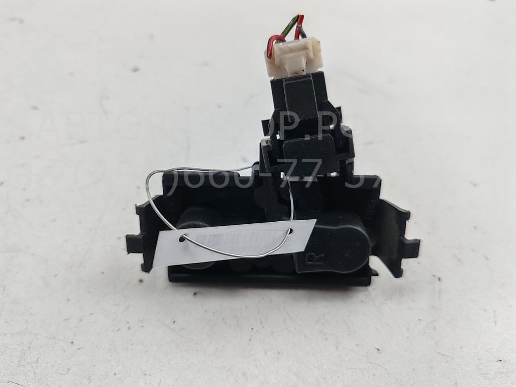 Плата заднего фонаря правого