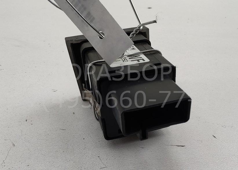 Кнопка обогрева сидений