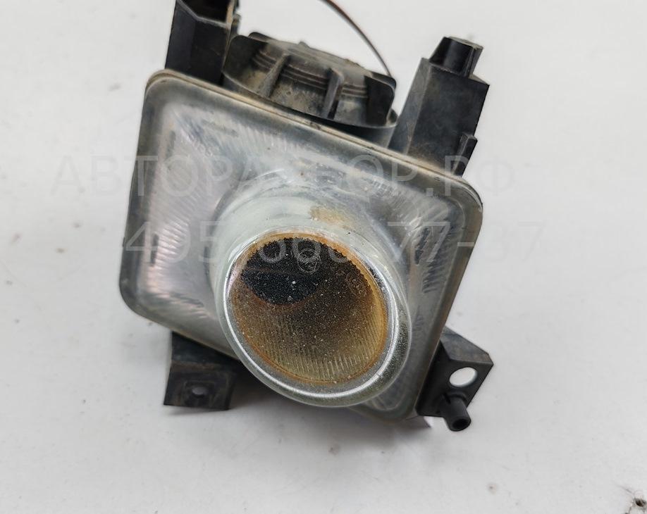 Фара противотуманная левая