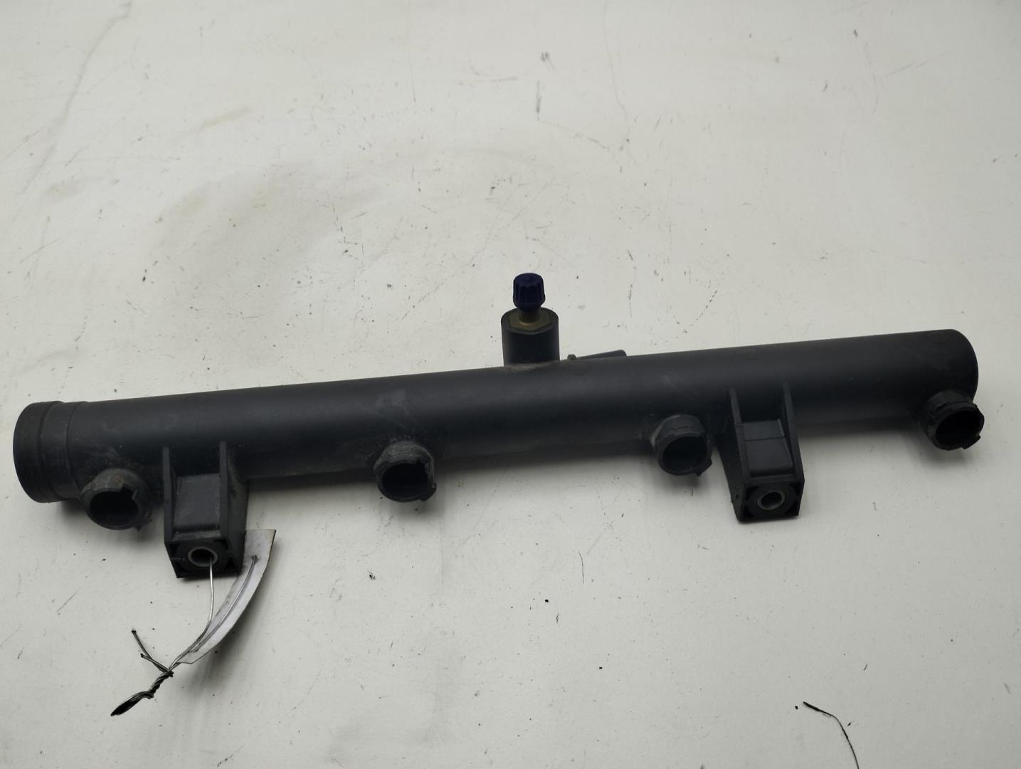 Рейка топливная (рампа)