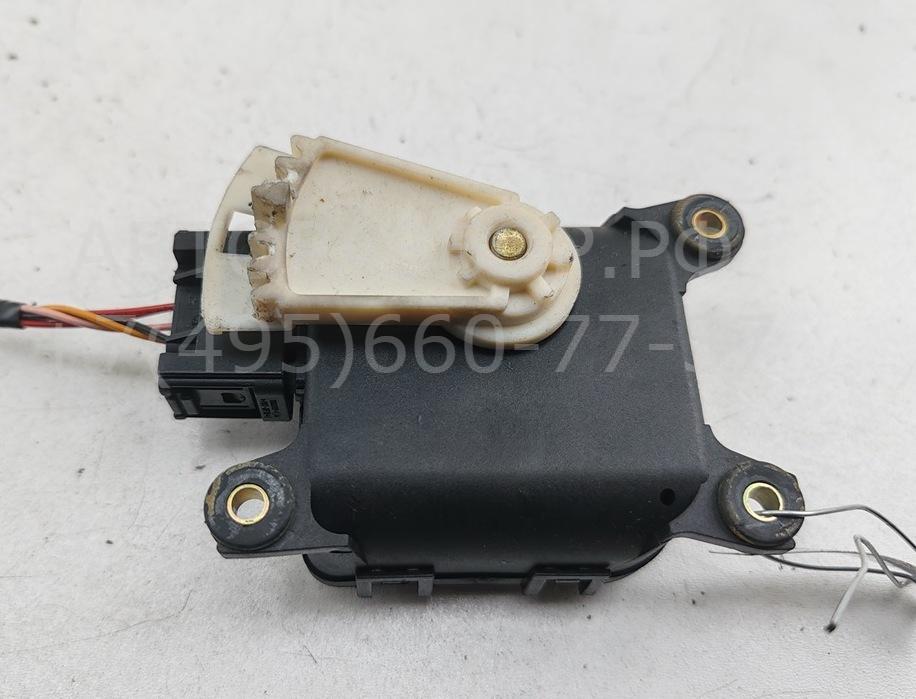 Моторчик заслонки печки