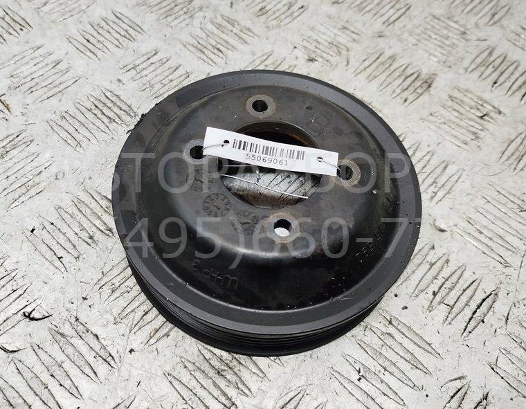 Шкив водяного насоса (помпы)