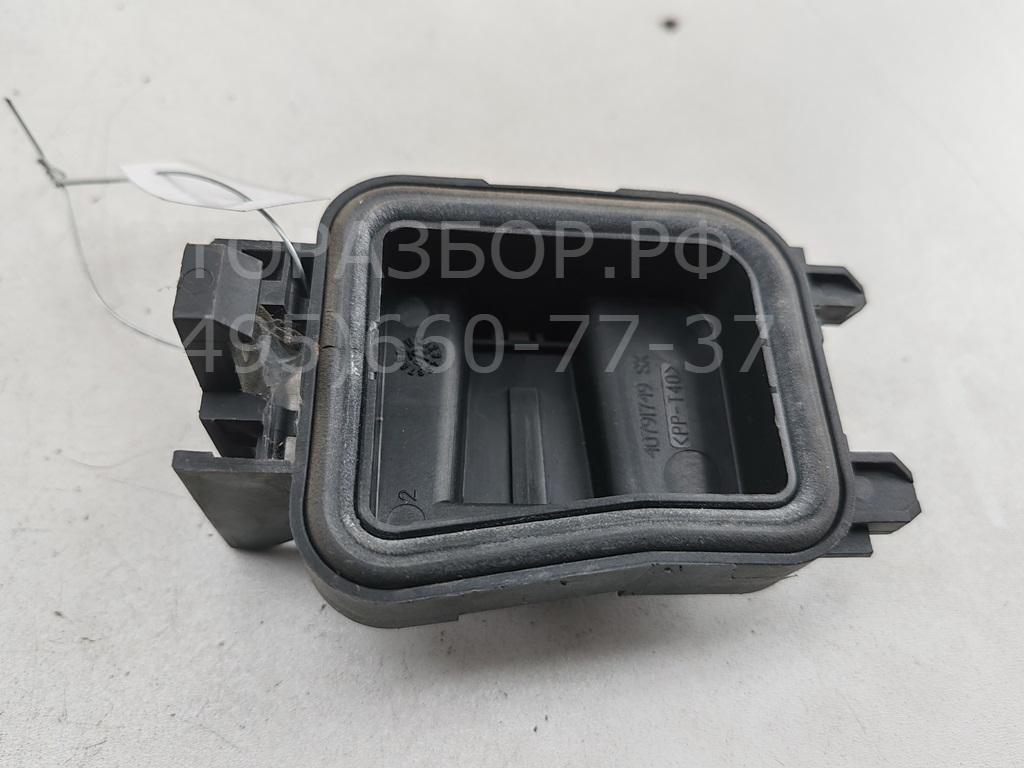 Крышка фары левой