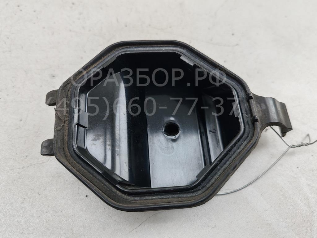 Крышка фары левой