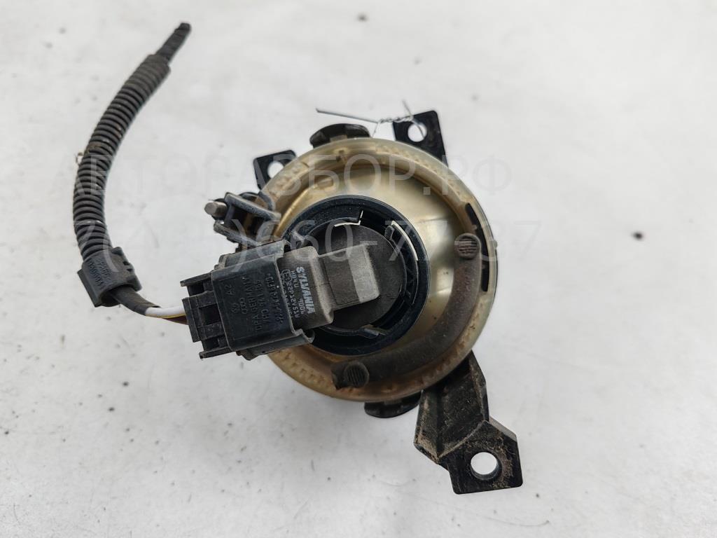 Фара противотуманная правая