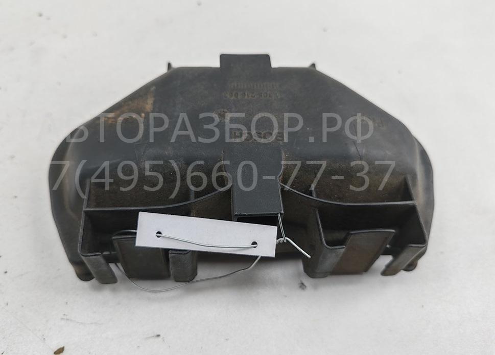 Крышка фары левой