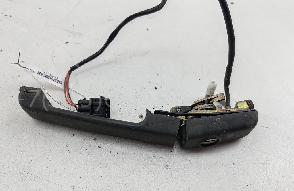 Ручка двери передней наружная правая