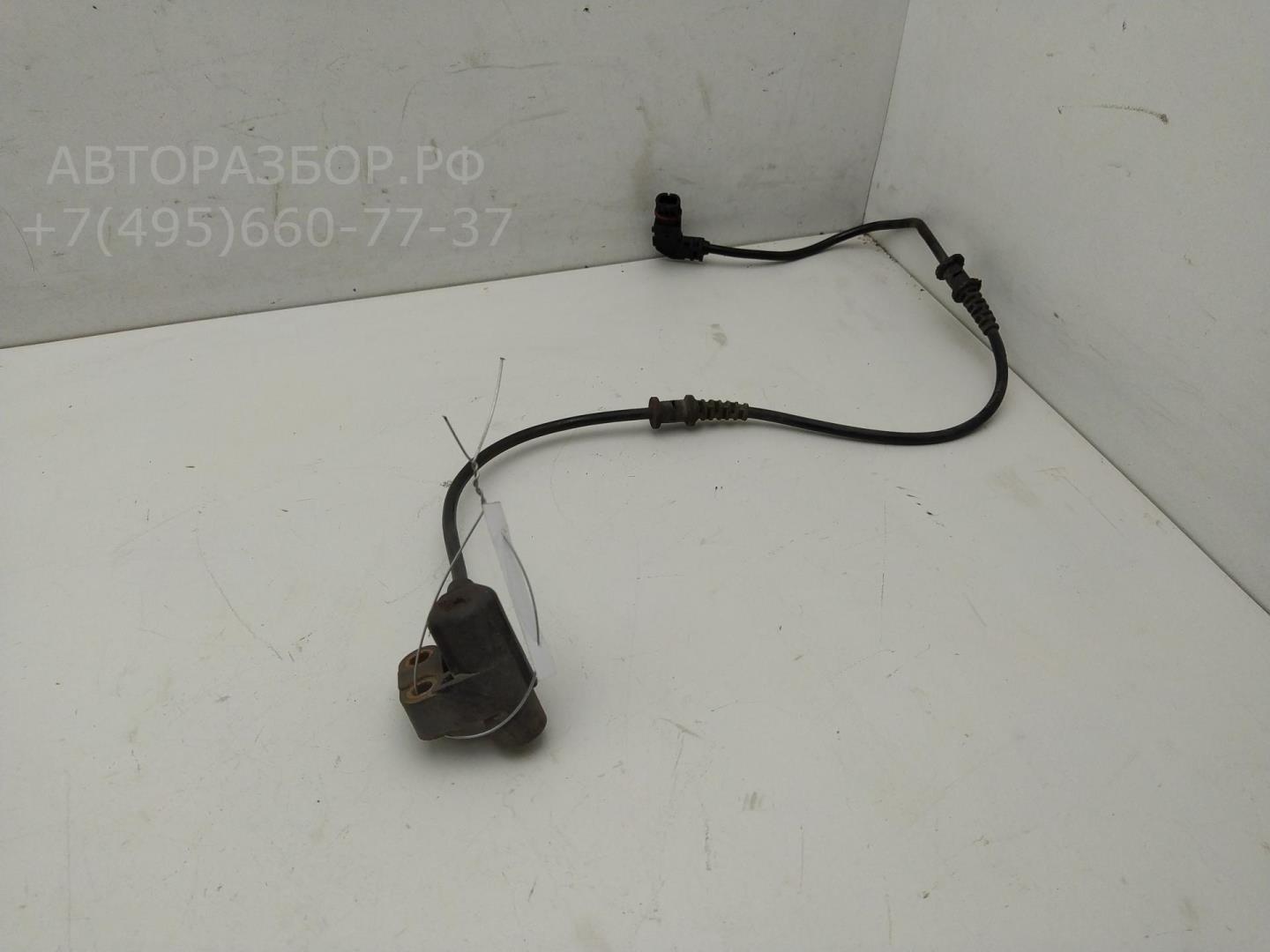 Датчик ABS передний