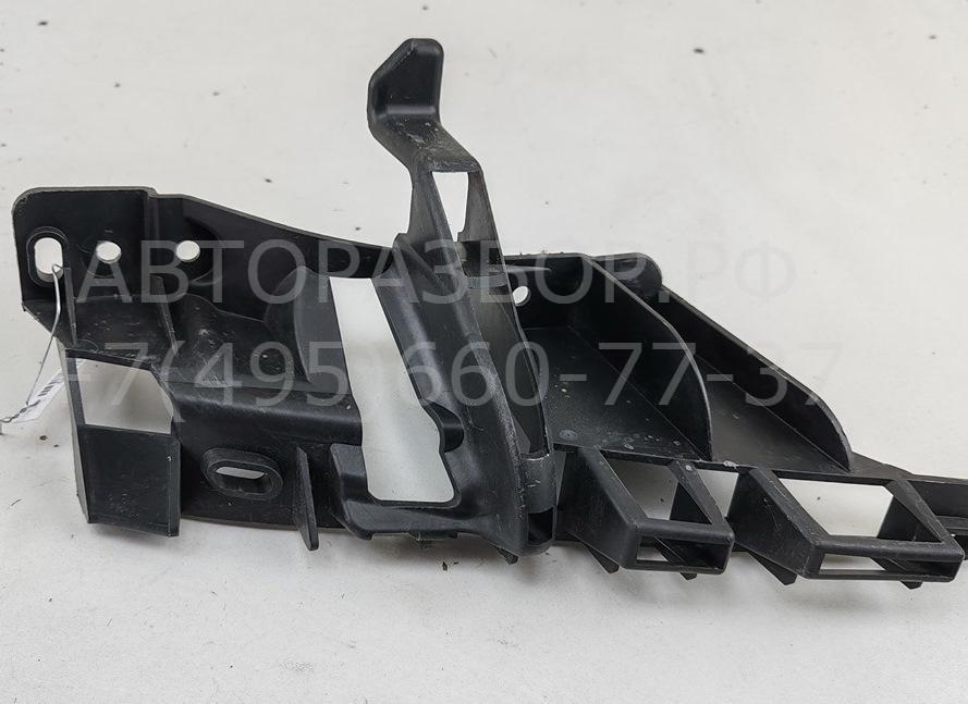 Крепеж фары