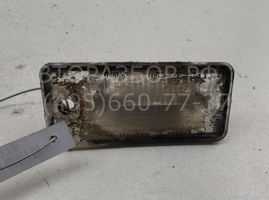 Фонарь подсветки номера