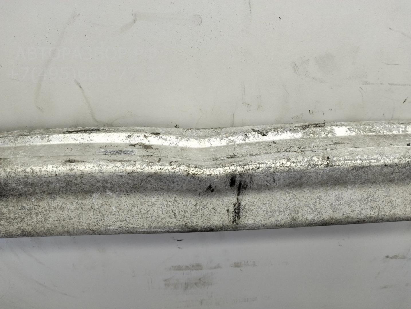 Усилитель переднего бампера