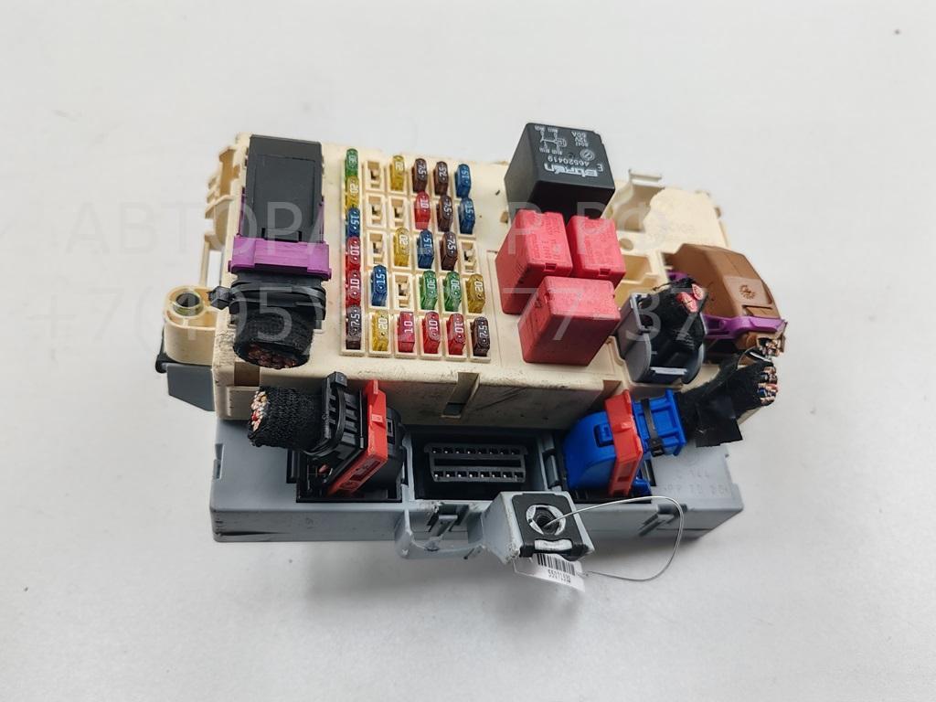 Блок предохранителей