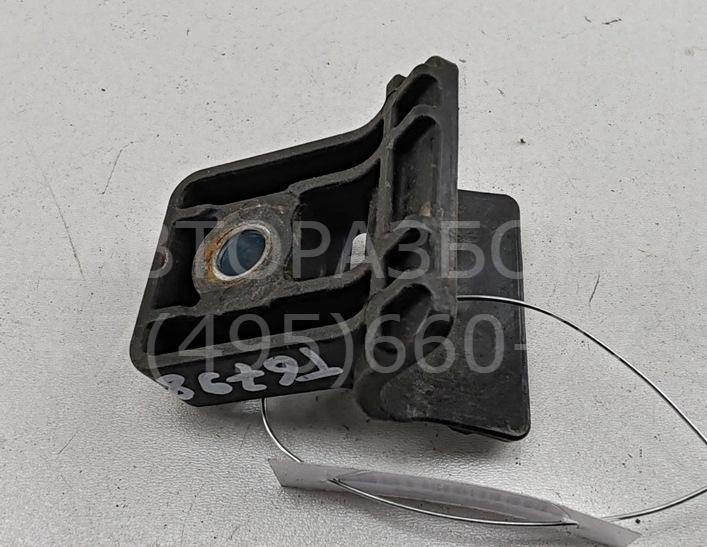 Кронштейн радиатора