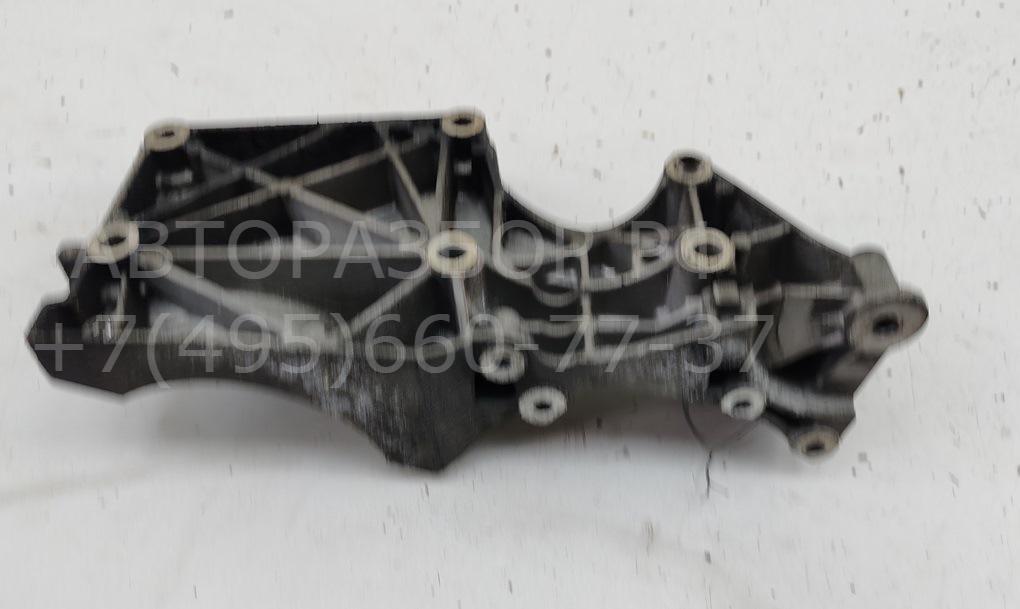 Кронштейн генератора