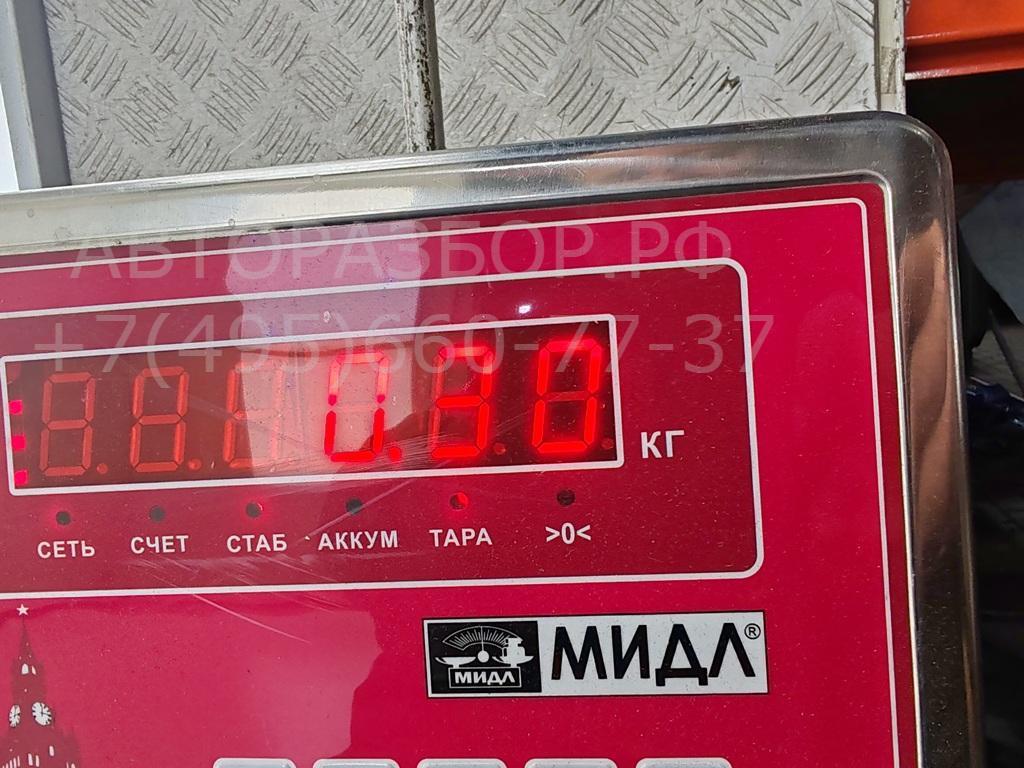 Петля крышки багажника