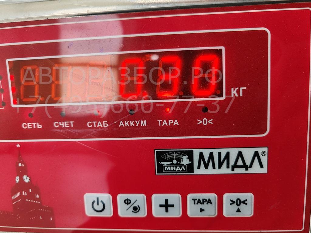 Петля крышки багажника