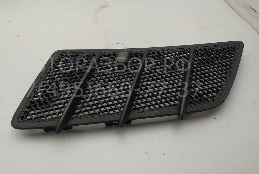 Решетка в капот