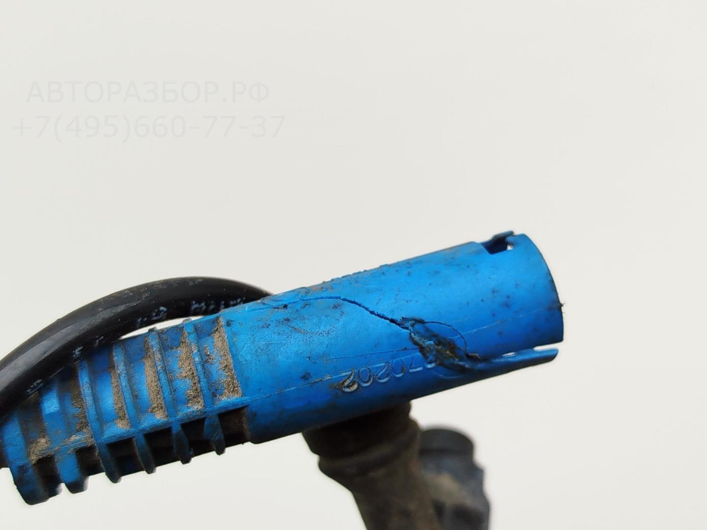 Датчик ABS передний