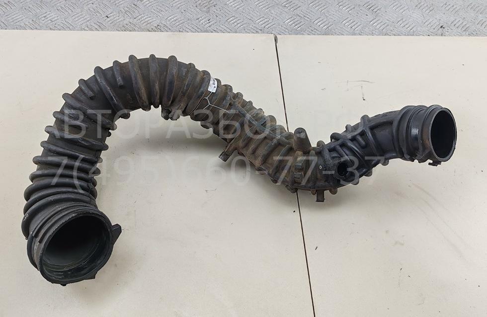 Патрубок интеркулера