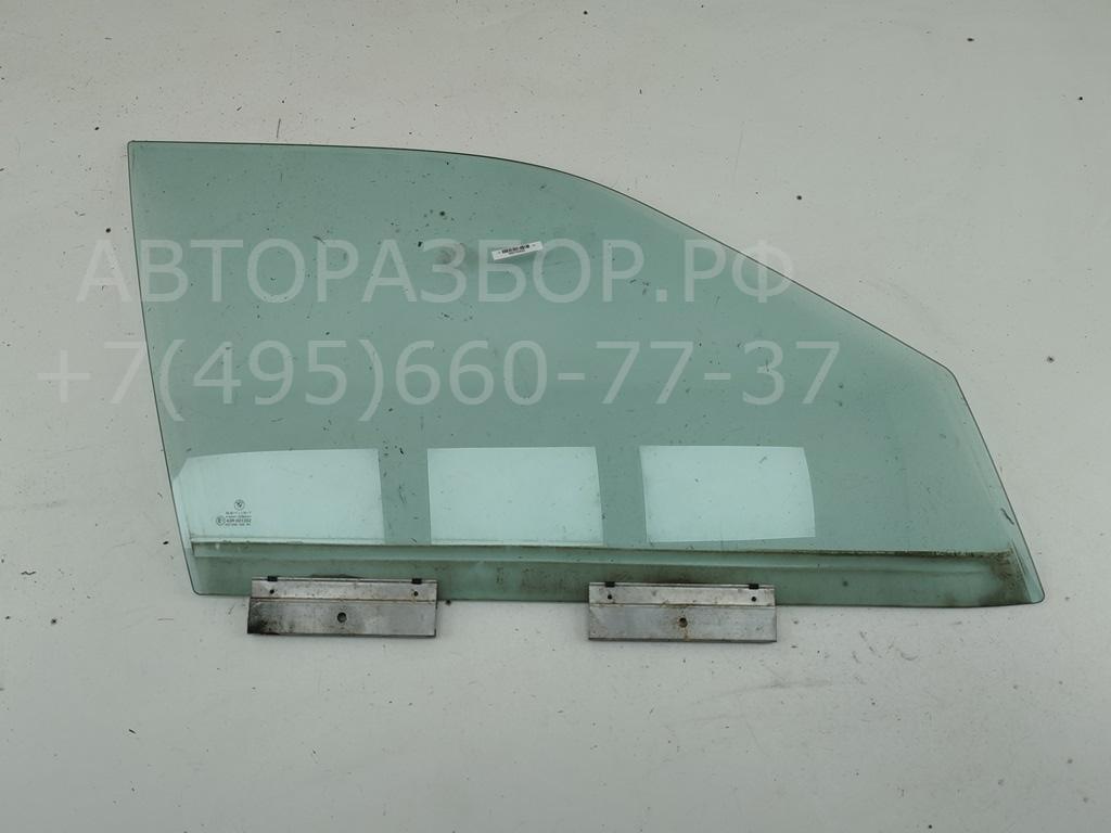 Стекло двери передней правой