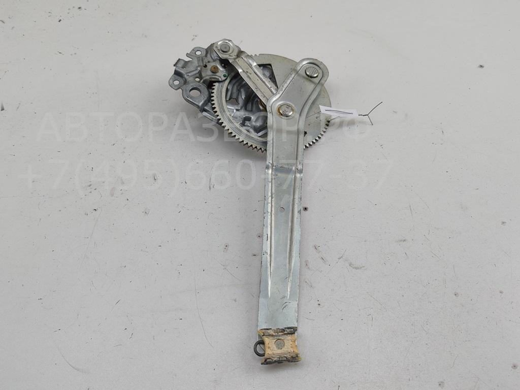 Стеклоподъемник механ. задний правый