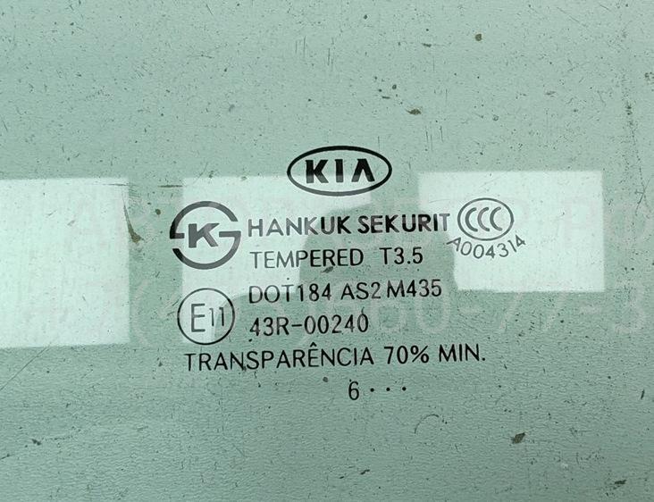 Стекло двери задней левой