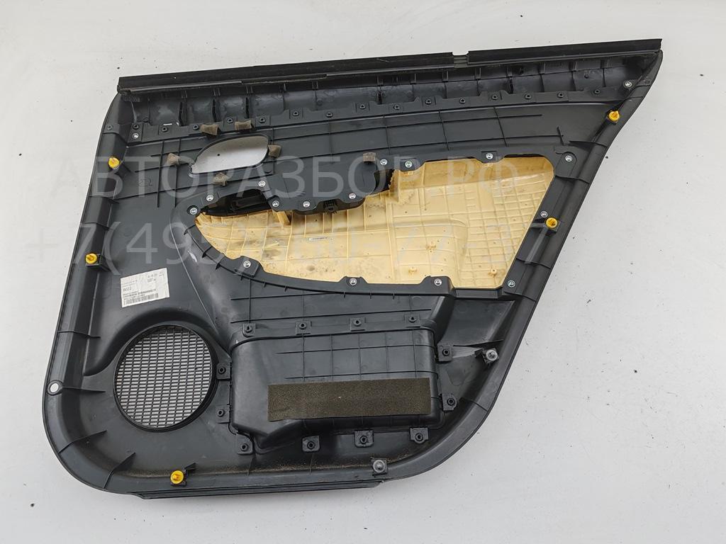 Обшивка двери задней левой